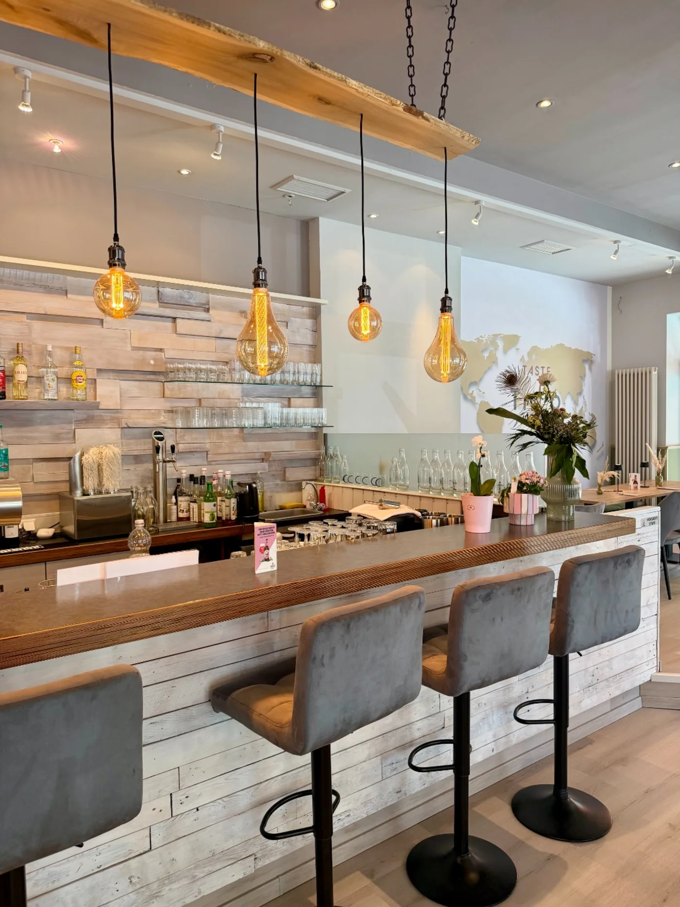 Theke im Taste-Trip Restaurant Bochum Innenstadt